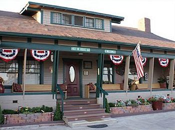 Buffalo Pointe Inn Williams Exteriér fotografie